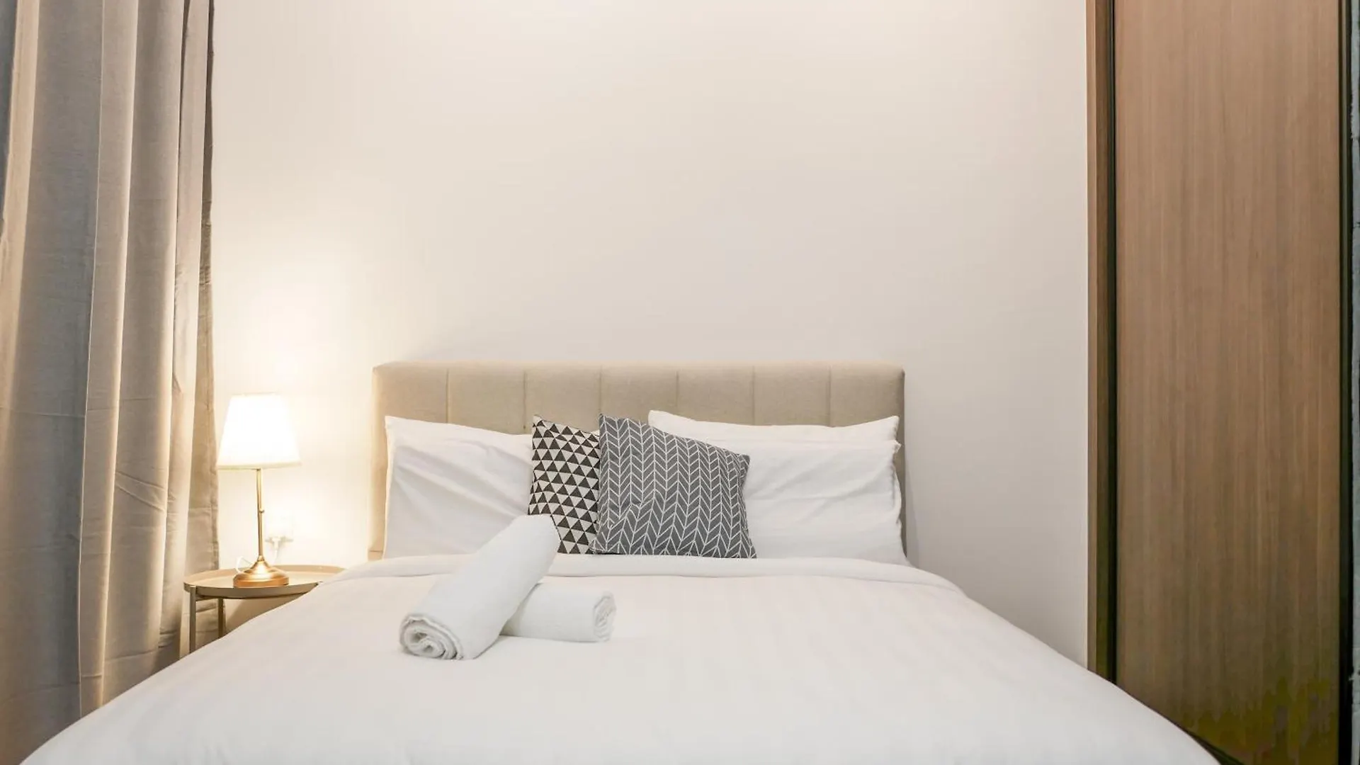 Comfy Stay At Beacon#6Pax#2Carpark#Sunsetview#Georgetown Apartment George Town